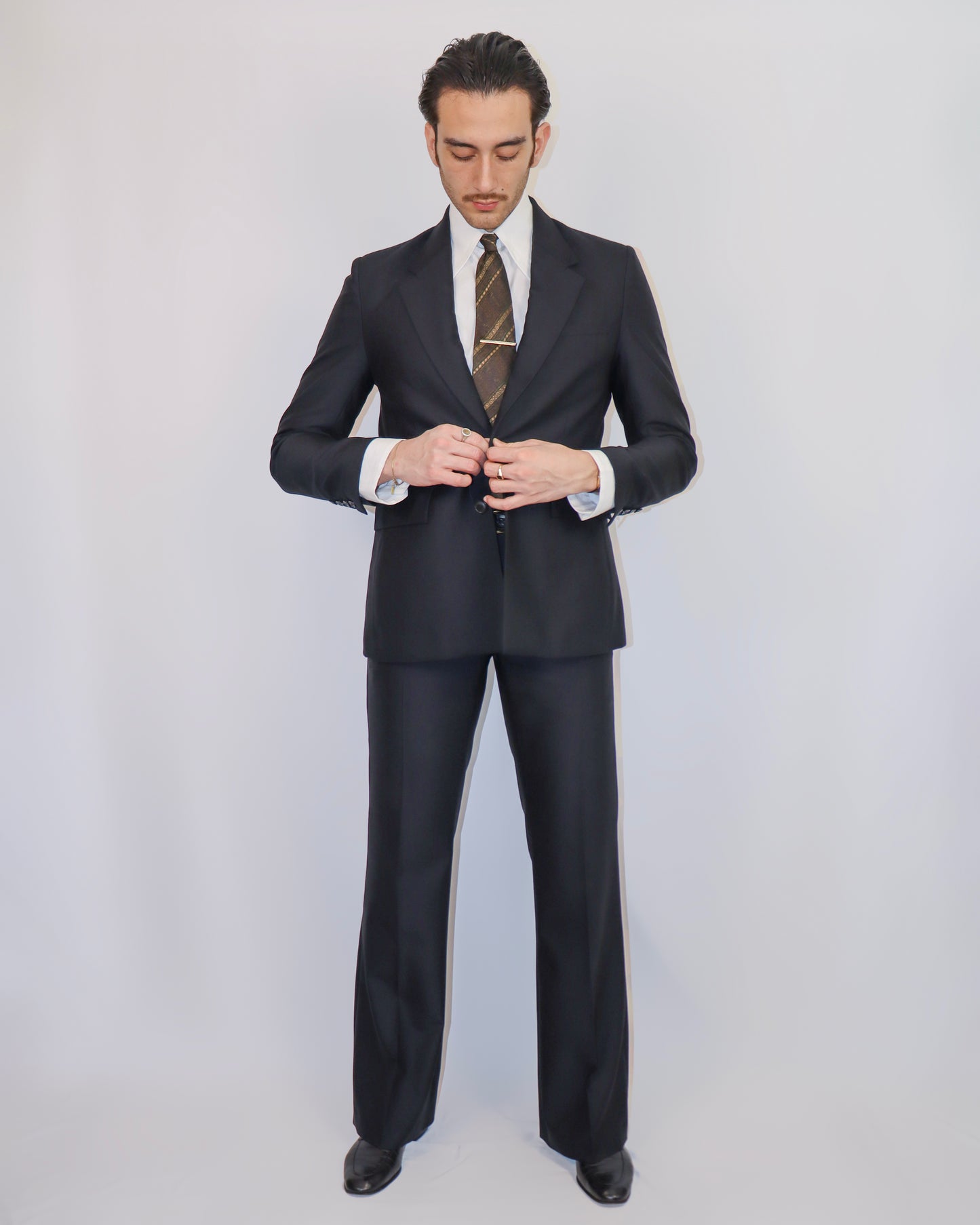 costume vintage noir