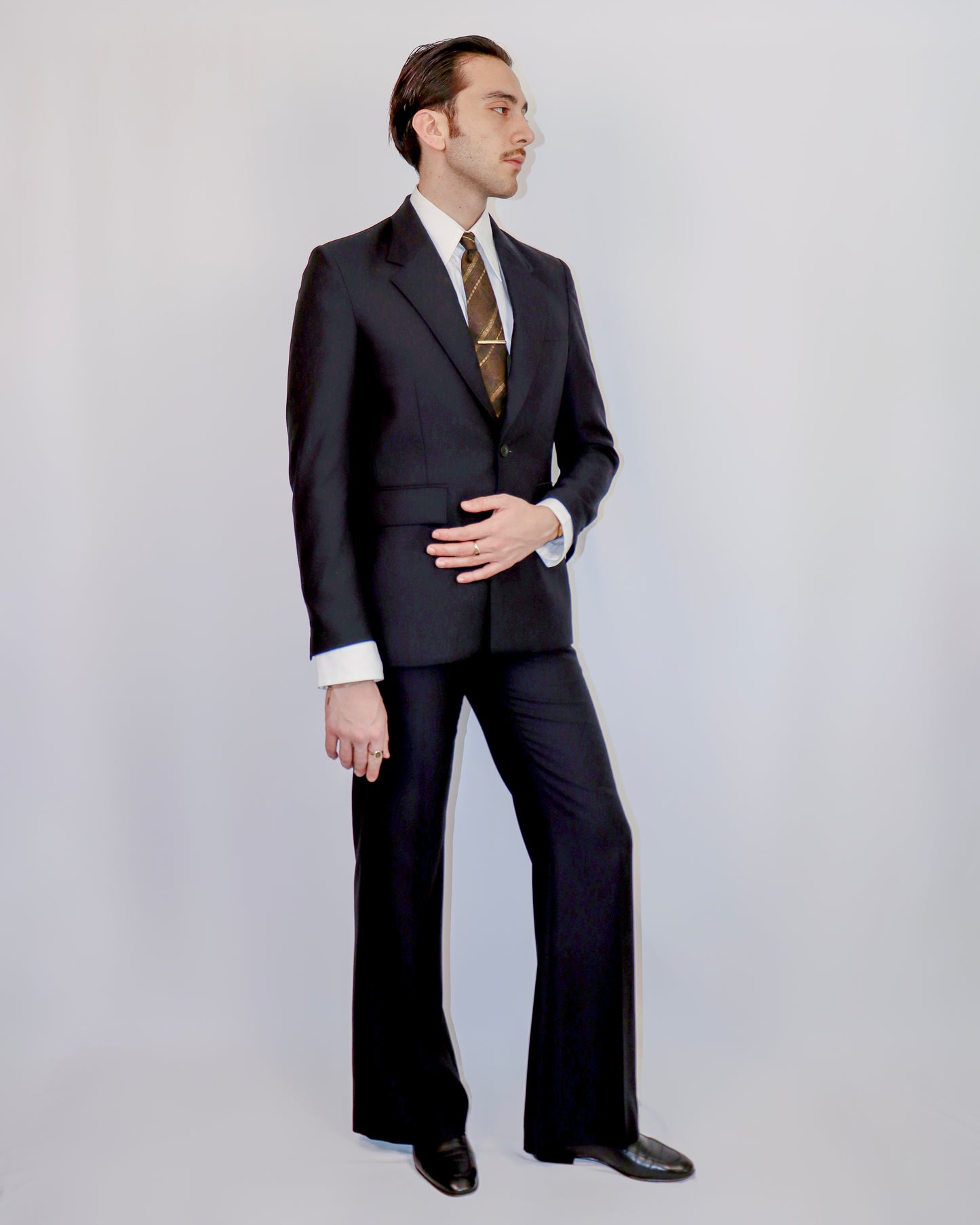 costume vintage noir