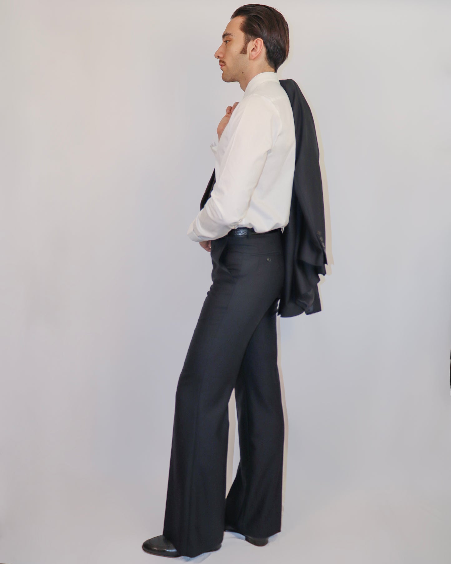 chemise popeline blanche vintage pantalon évasé noir