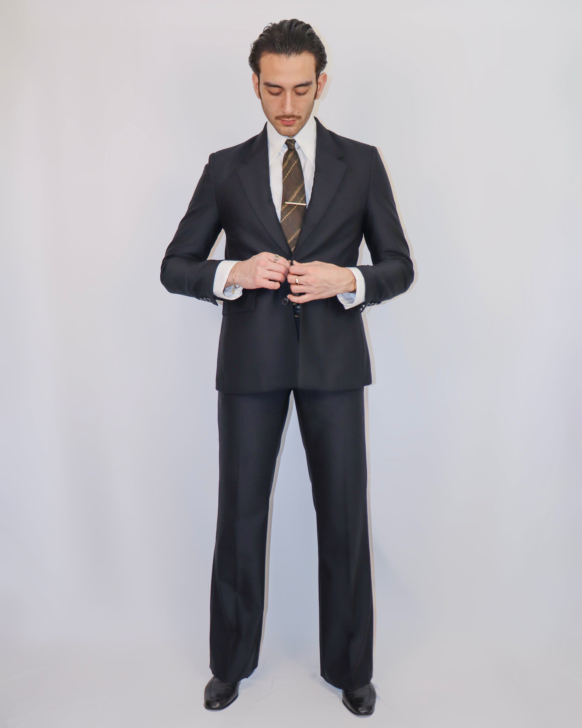 costume vintage noir